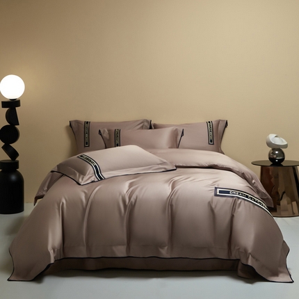 91家纺网 家纺一手货源 找家纺 （总）爱缦 2024新款100支澳棉CR工艺极简轻奢刺绣四件套-茹伊 风格一