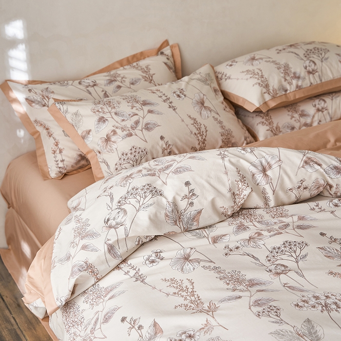 91家纺网 家纺一手货源 找家纺 千朵森 2024新款全棉长绒棉拼角款印花四件套（风格一） 瑞莎