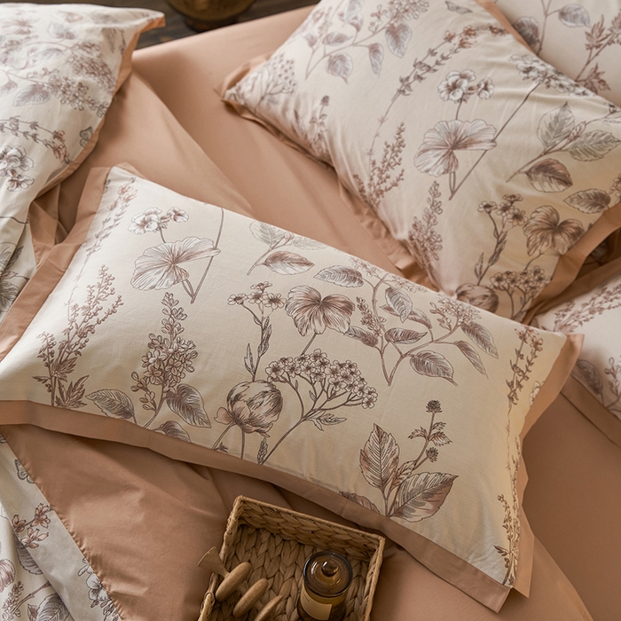 91家纺网 家纺一手货源 找家纺 千朵森 2024新款全棉长绒棉拼角款印花四件套（风格一） 瑞莎