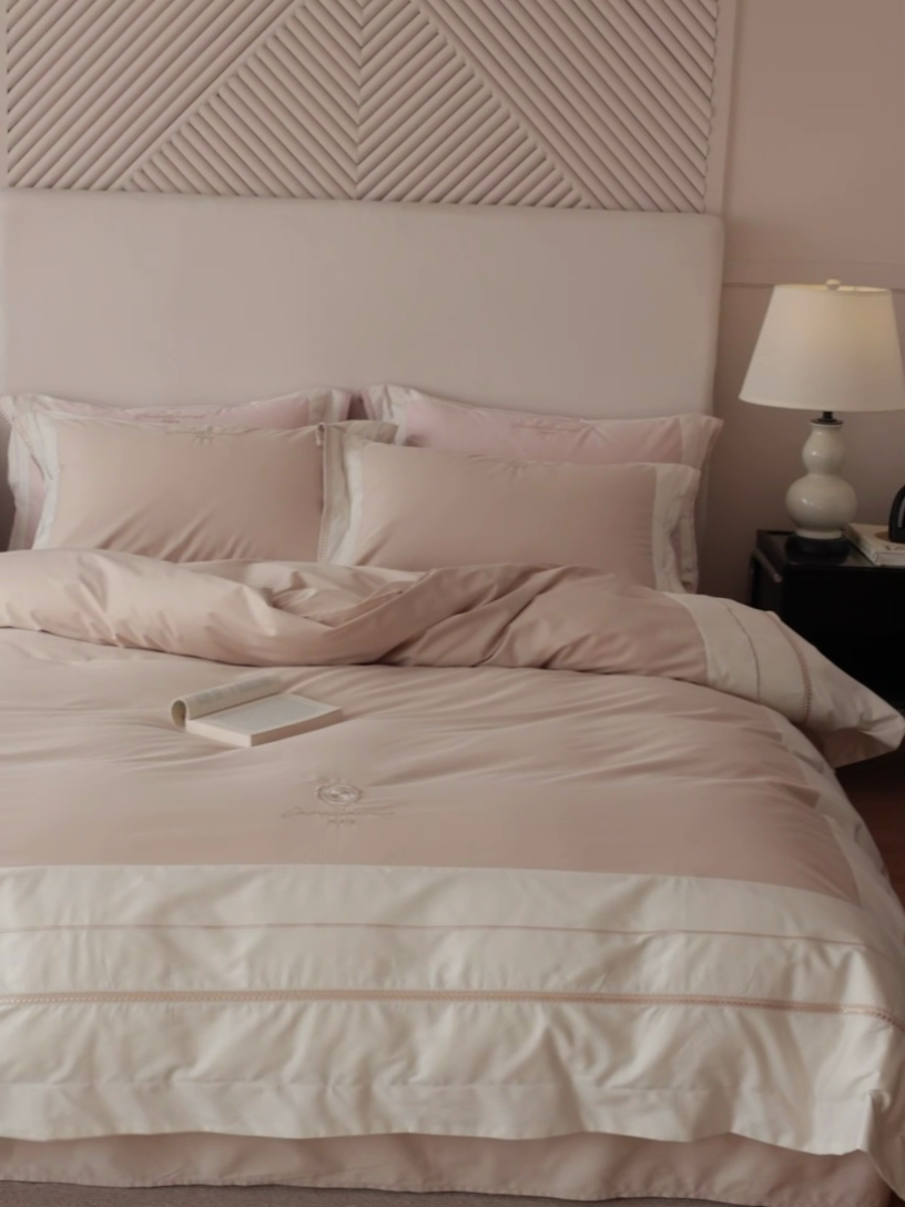 91家纺网 家纺一手货源 找家纺 初拾 2024新款100支澳棉法式优雅系列四件套—南法假日 南法假日-落日驼