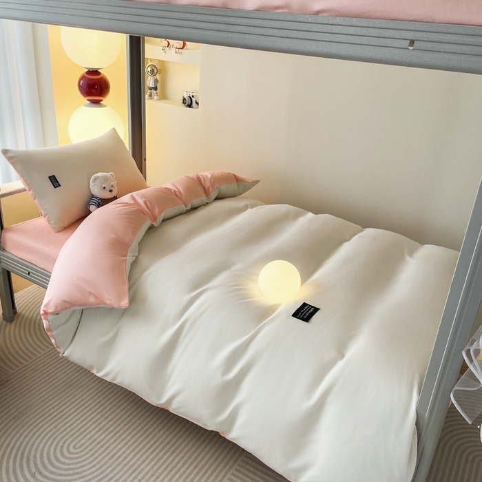 91家纺网 家纺一手货源 找家纺 米瑞娜 2024新款水洗棉麻双拼纯色学生三件套 奶白+冰粉