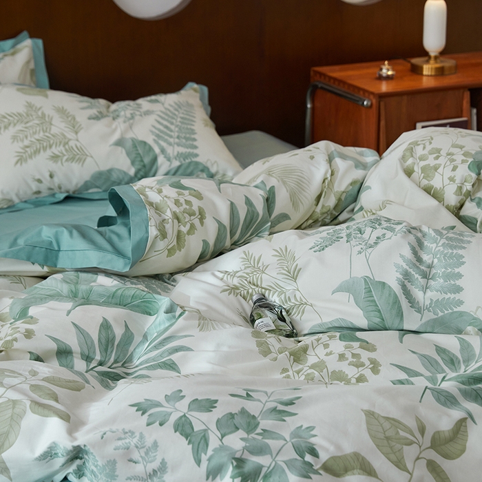 91家纺网 家纺一手货源 找家纺 千朵森 2024新款全棉长绒棉拼角款印花四件套（风格二） 绿茵