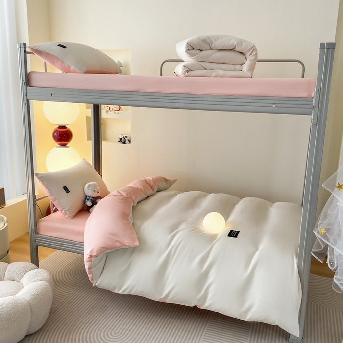 91家纺网 家纺一手货源 找家纺 米瑞娜 2024新款水洗棉麻双拼纯色学生三件套 奶白+冰粉