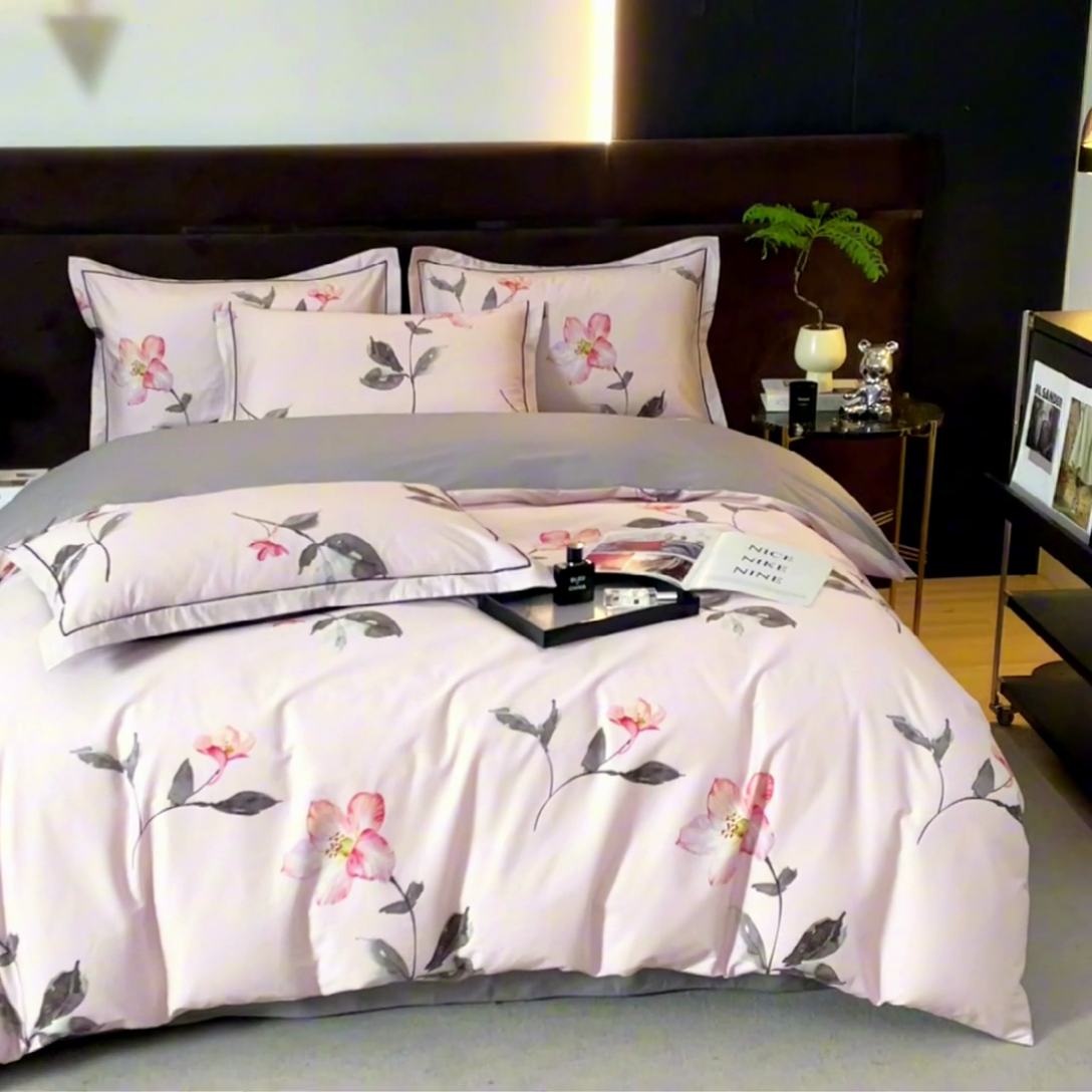 91家纺网 家纺一手货源 找家纺 沐白 2024新款全棉全棉13376全活性印花黄金棉系列四件套 白觅-粉