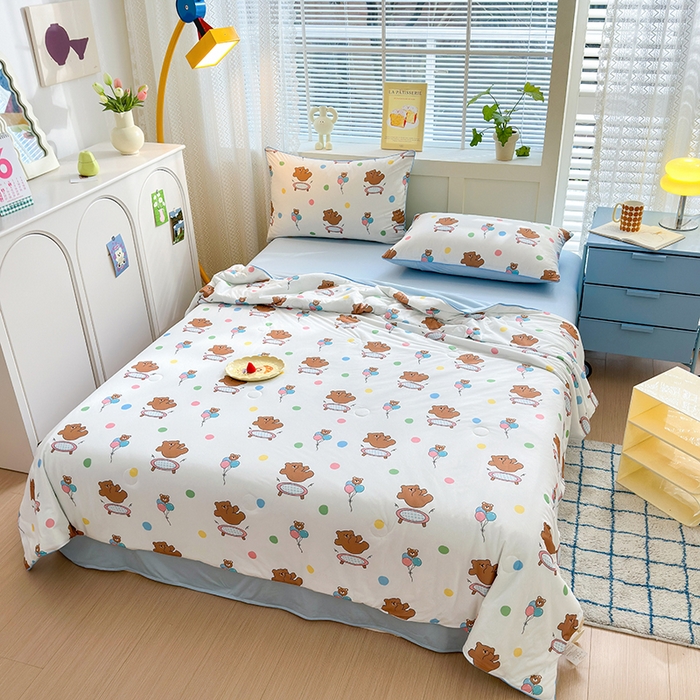 91家纺网 家纺一手货源 找家纺 星期八 2024新款针织棉夏被四件套 波点熊