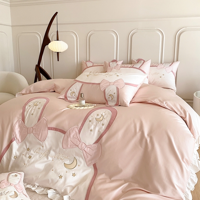 91家纺网 家纺一手货源 找家纺 （总）馨蕊家居 2024新款100支全棉四件套-彩虹兔