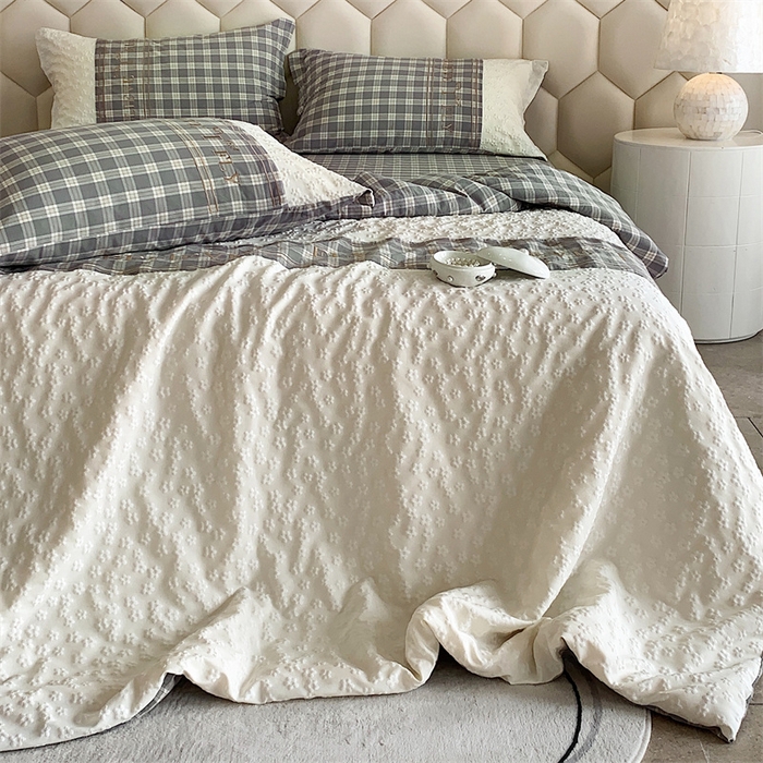 91家纺网 家纺一手货源 找家纺 换种生活 2024新款法式小香风全棉夏被四件套 麦田