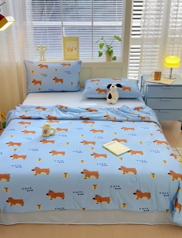 91家纺网 家纺一手货源 找家纺 星期八 2024新款针织棉夏被四件套 cute dog