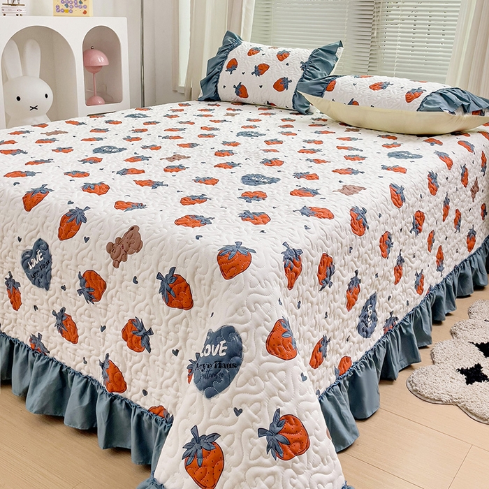 91家纺网 家纺一手货源 找家纺 纽缦家纺 2024水洗双层纱加厚加棉韩版床盖 莓天开心