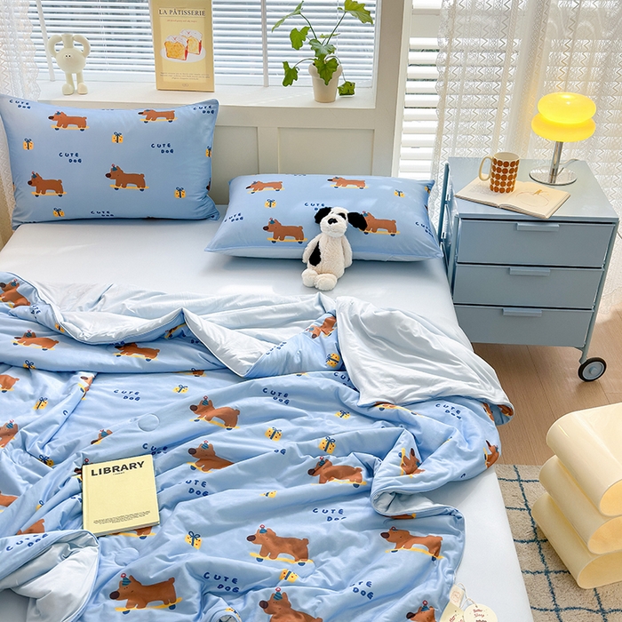 91家纺网 家纺一手货源 找家纺 星期八 2024新款针织棉夏被四件套 cute dog