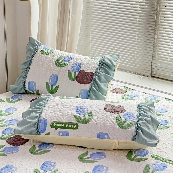 91家纺网 家纺一手货源 找家纺 纽缦家纺 2024水洗双层纱加厚加棉韩版床盖 蓝海玫瑰