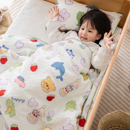 91家纺网 家纺一手货源 找家纺 心卓 2025新款儿童泡泡纱夏被大豆四季被被子被芯 动物世界
