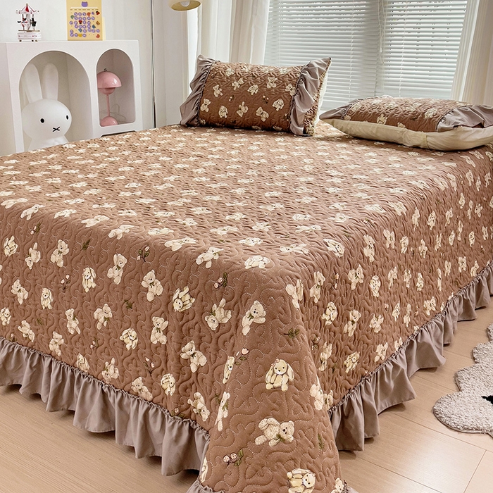 91家纺网 家纺一手货源 找家纺 纽缦家纺 2024水洗双层纱加厚加棉韩版床盖 捉迷藏