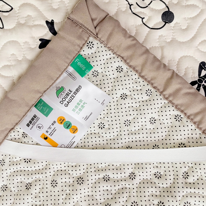 91家纺网 家纺一手货源 找家纺 纽缦家纺  水洗双层纱加厚加棉床垫 心动兔兔