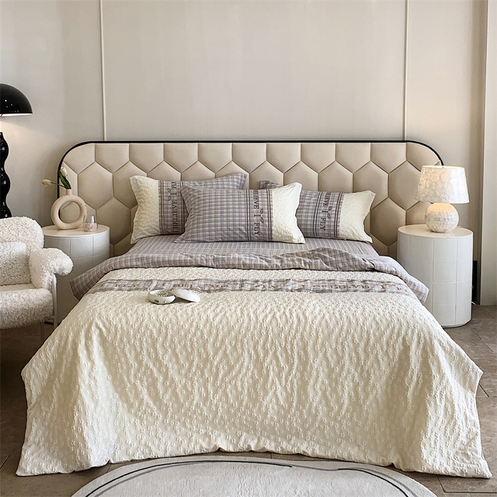 91家纺网 家纺一手货源 找家纺 换种生活 2024新款法式小香风全棉夏被四件套 新雨