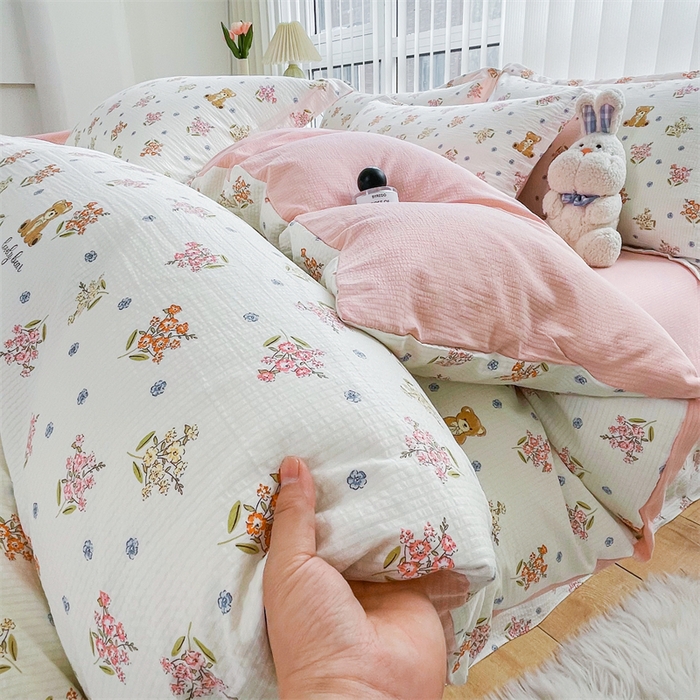 91家纺网 家纺一手货源 找家纺 可思家纺 2024新款直播爆款泡泡棉四件套现货供应 秘境乐园