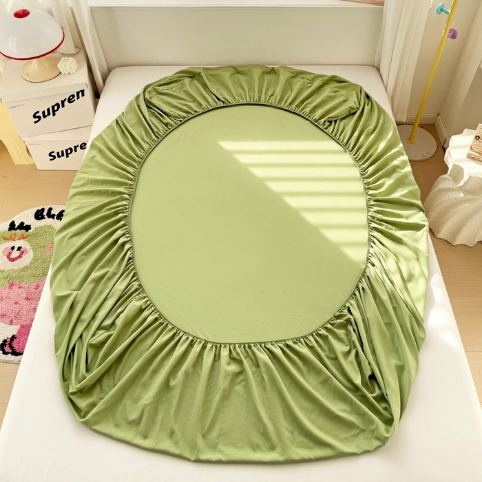 91家纺网 家纺一手货源 找家纺 纽缦家纺 2024素色无印风云朵棉单床笠 纯色果绿