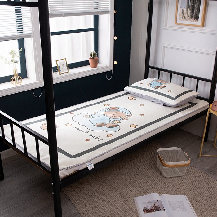 91家纺网 家纺一手货源 找家纺 宅部落 2024新款学生宿舍大版冰丝席 熊宝宝