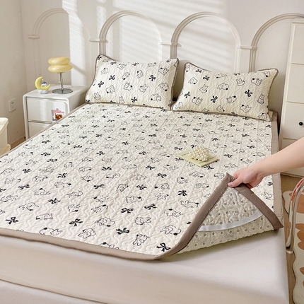 纽缦家纺  水洗双层纱加厚加棉床垫 心动兔兔