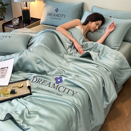 91家纺网 家纺一手货源 找家纺 （总）云棉坊 2025新款滚边水洗真丝刺绣夏被四件套-梵克系列