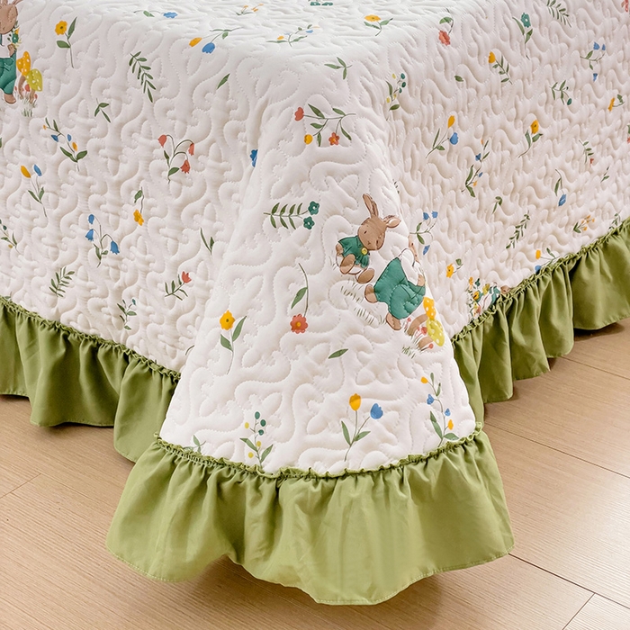 91家纺网 家纺一手货源 找家纺 纽缦家纺 2024水洗双层纱加厚加棉韩版床盖 小兔堡