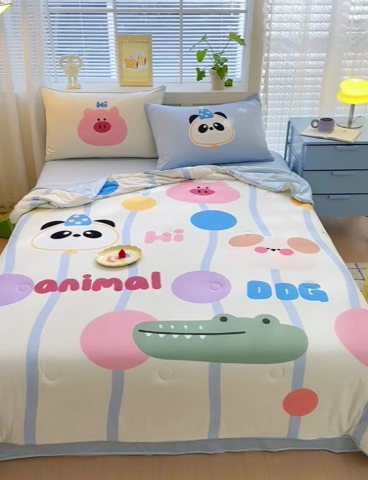 91家纺网 家纺一手货源 找家纺 星期八 2024新款针织棉夏被四件套 小鳄鱼