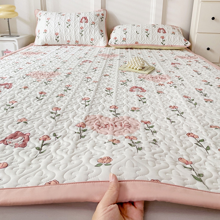 91家纺网 家纺一手货源 找家纺 纽缦家纺  水洗双层纱加厚加棉床垫 日记小姐