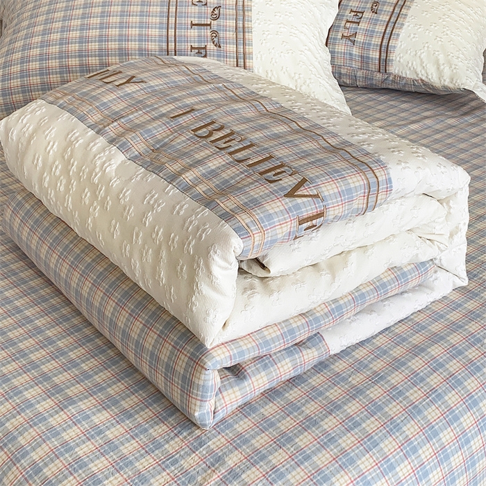 91家纺网 家纺一手货源 找家纺 换种生活 2024新款法式小香风全棉夏被四件套 新雨