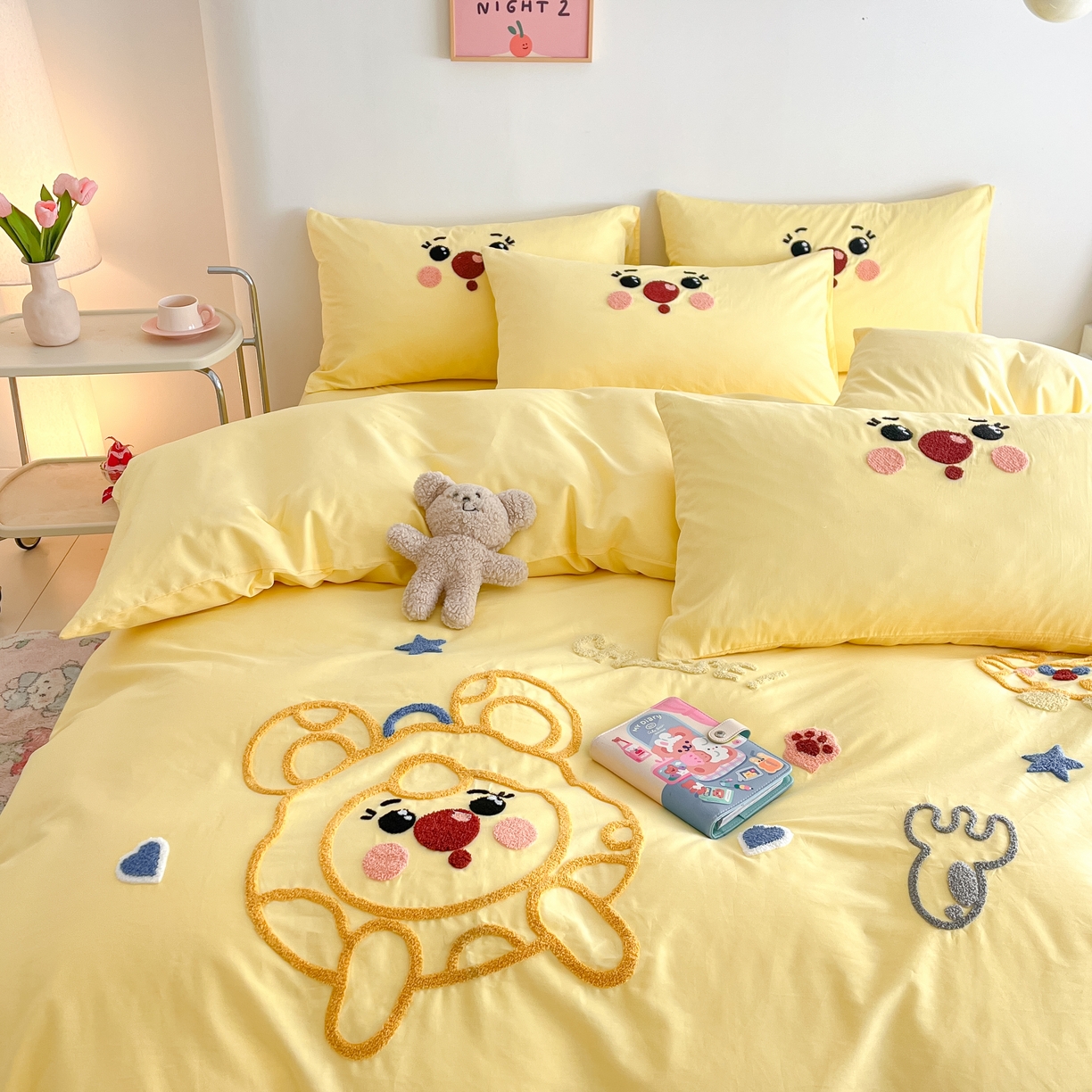 91家纺网 家纺一手货源 找家纺 琪格格2024新款纯棉毛巾绣四件套 调皮芝士奶黄