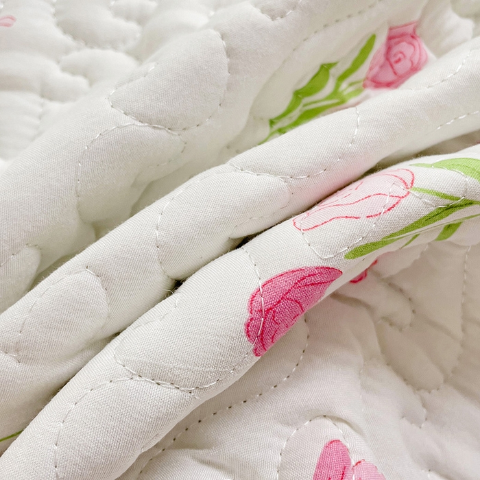 91家纺网 家纺一手货源 找家纺 纽缦家纺 2024水洗双层纱加厚加棉韩版床盖 甜酥少女