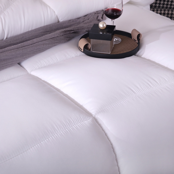 91家纺网 家纺一手货源 找家纺 （总）宜眠 2024新款酒店被芯仿鹅绒整张棉羽丝棉羽丝绒被子酒店被芯