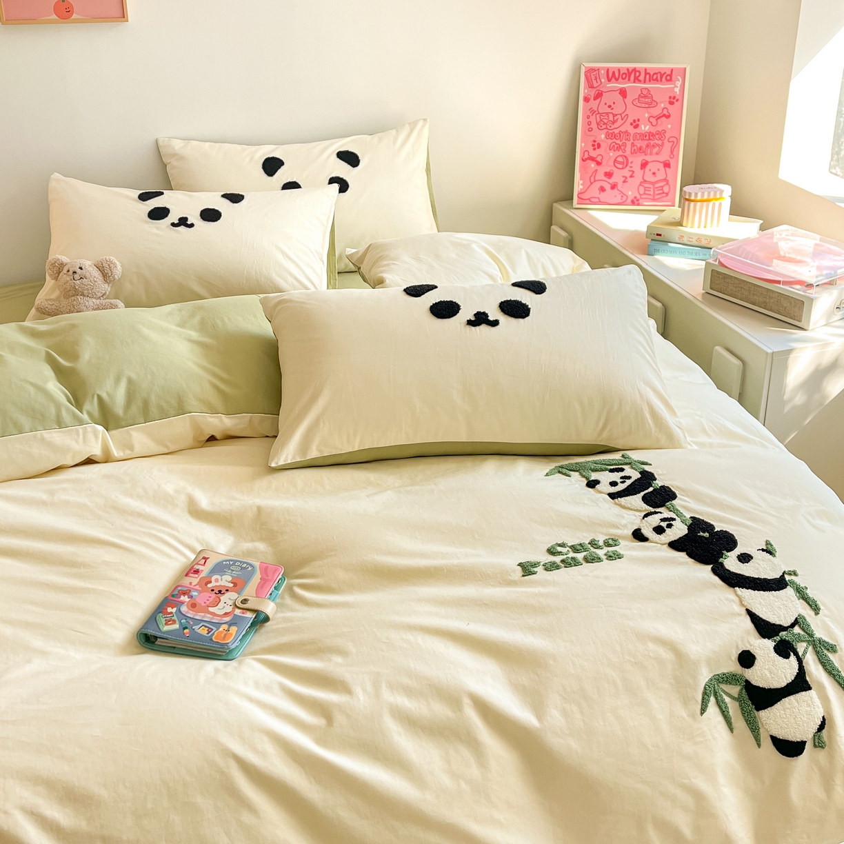 91家纺网 家纺一手货源 找家纺 琪格格2024新款纯棉毛巾绣四件套 熊猫爬树