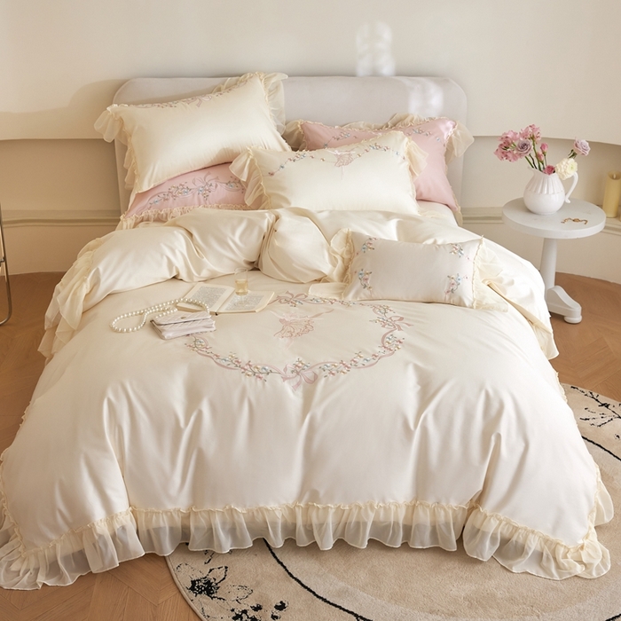 91家纺网 家纺一手货源 找家纺 嘉汀兰2024新款100S澳棉双股贡缎刺绣长绒棉六件套 奶白色