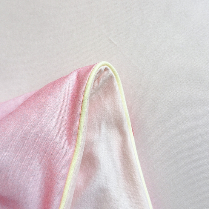 91家纺网 家纺一手货源 找家纺 星期八 2024新款针织棉夏被四件套 蝴蝶结狗狗粉