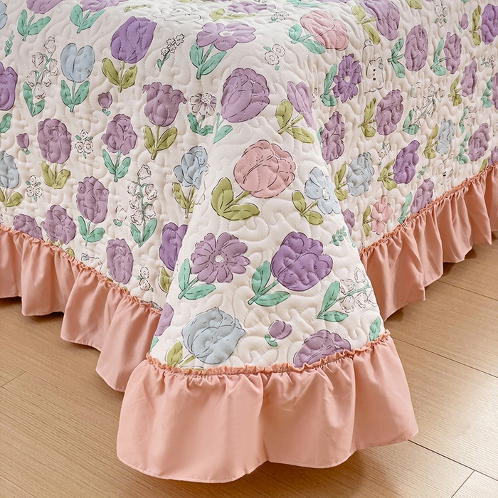 91家纺网 家纺一手货源 找家纺 纽缦家纺 2024水洗双层纱加厚加棉韩版床盖 素颜捧花