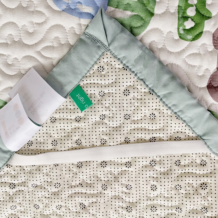 91家纺网 家纺一手货源 找家纺 纽缦家纺  水洗双层纱加厚加棉床垫 蓝海玫瑰