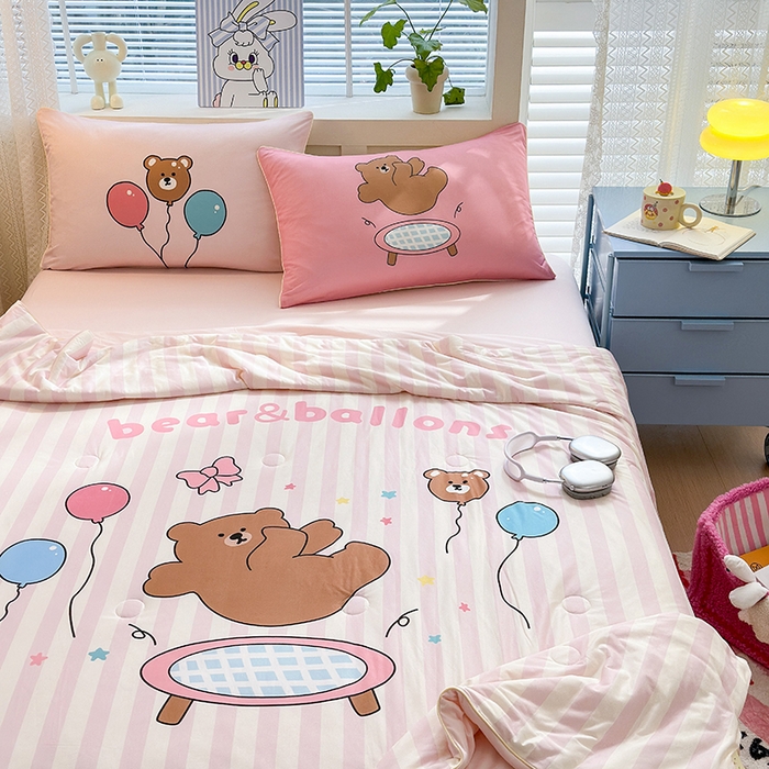 91家纺网 家纺一手货源 找家纺 星期八 2024新款针织棉夏被四件套 气球熊