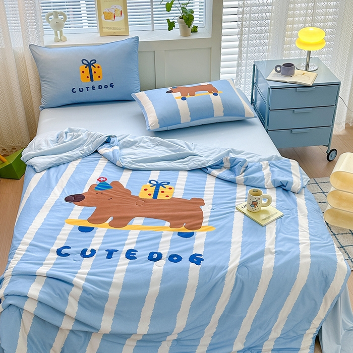 91家纺网 家纺一手货源 找家纺 星期八 2024新款针织棉夏被四件套 礼物汪