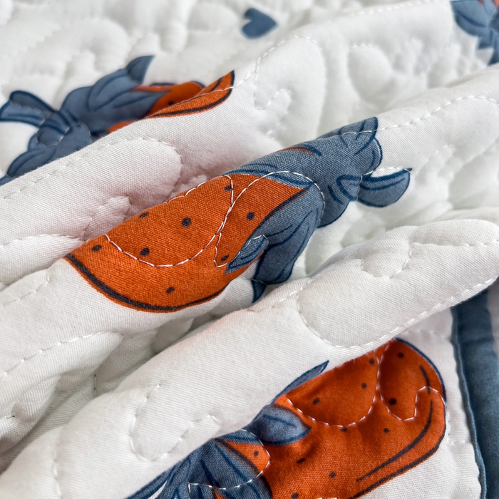 91家纺网 家纺一手货源 找家纺 纽缦家纺 水洗双层纱加厚加棉床笠-床垫保护套 莓天开心