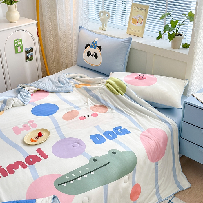 91家纺网 家纺一手货源 找家纺 星期八 2024新款针织棉夏被四件套 小鳄鱼