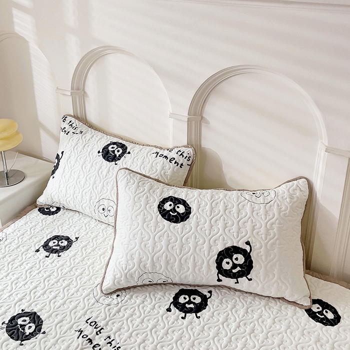 91家纺网 家纺一手货源 找家纺 纽缦家纺  水洗双层纱加厚加棉床垫 小黑球