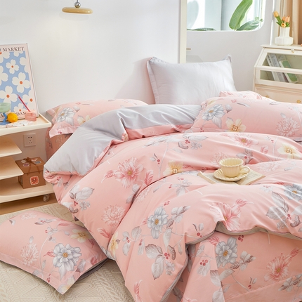 91家纺网 家纺一手货源 找家纺 元元 2024新款小清新全棉四件套系列 -被套夹棉四件套 花之绚烂-粉