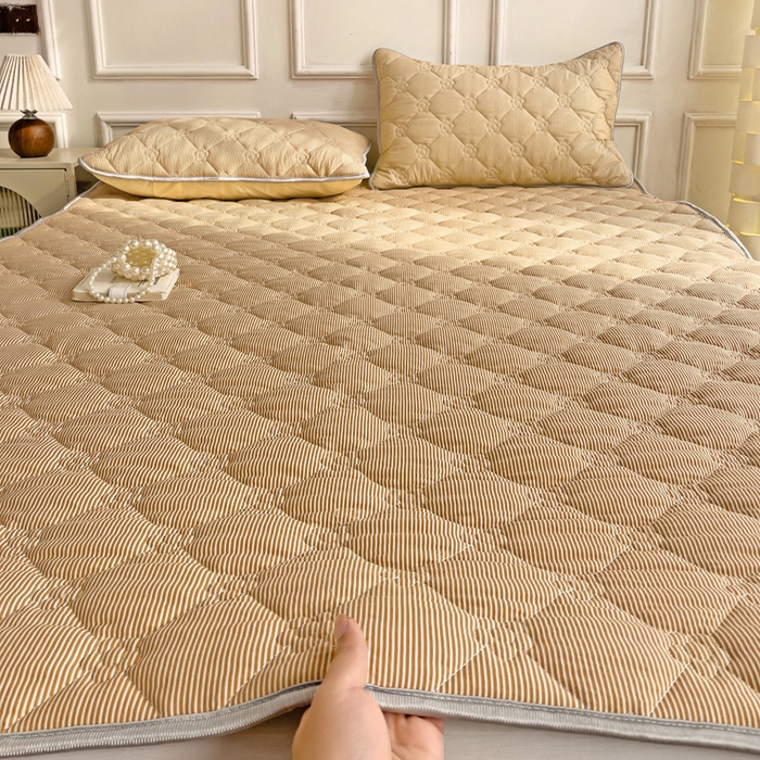 91家纺网 家纺一手货源 找家纺 纽缦家纺 2024云朵棉加厚加棉床垫 小黄条