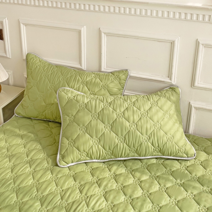 91家纺网 家纺一手货源 找家纺 纽缦家纺 2024云朵棉加厚加棉床垫 纯色果绿