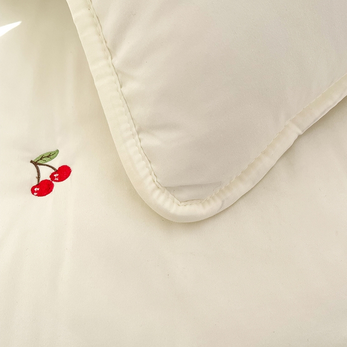 91家纺网 家纺一手货源 找家纺 （总）美达家纺2025新品纯色刺绣水洗棉夹棉床裙