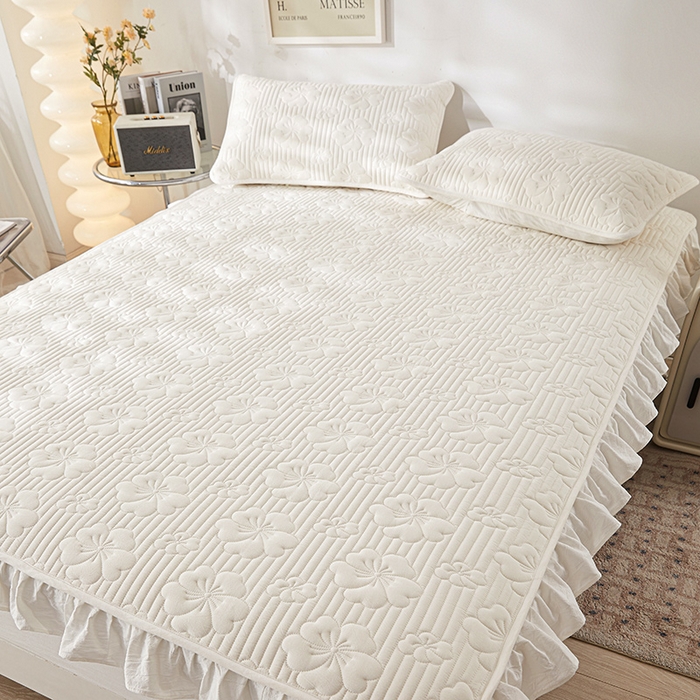 91家纺网 家纺一手货源 找家纺 3C 2024新款全棉大豆夹棉唯美花边床笠 云朵白