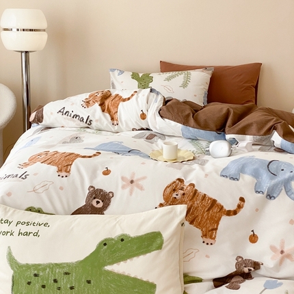 91家纺网 家纺一手货源 找家纺 （总）佰亿莱 2024直播爆款新款全棉AB版13372印花卡通四件套