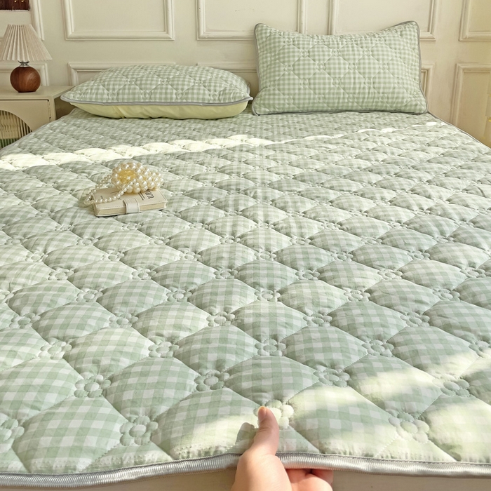 91家纺网 家纺一手货源 找家纺 纽缦家纺 2024云朵棉加厚加棉床垫 小绿格