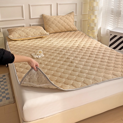 纽缦家纺 2024云朵棉加厚加棉床垫 小黄条
