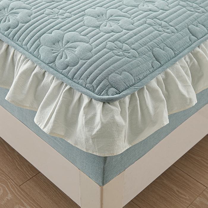 91家纺网 家纺一手货源 找家纺 3C 2024新款全棉大豆夹棉唯美花边床笠 清新兰